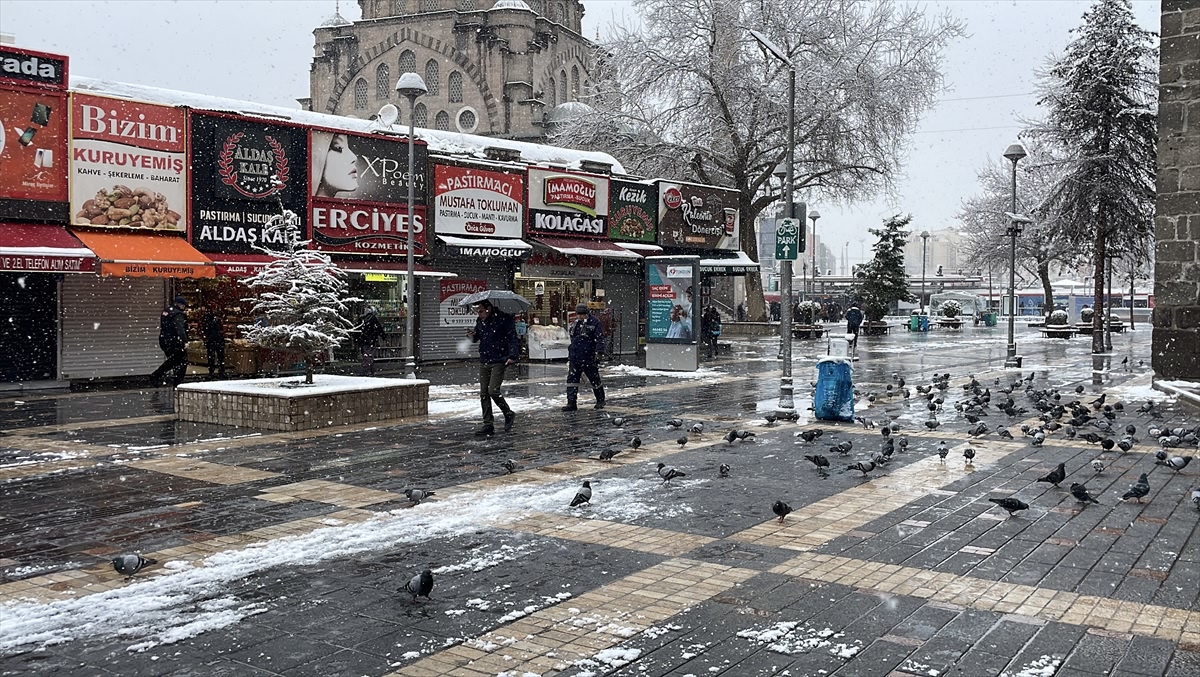Kayseri’de kar yağışı etkili oldu | TurkArama Motoru | Sağlık ve Günlük Yaşam için Pratik Bilgiler
