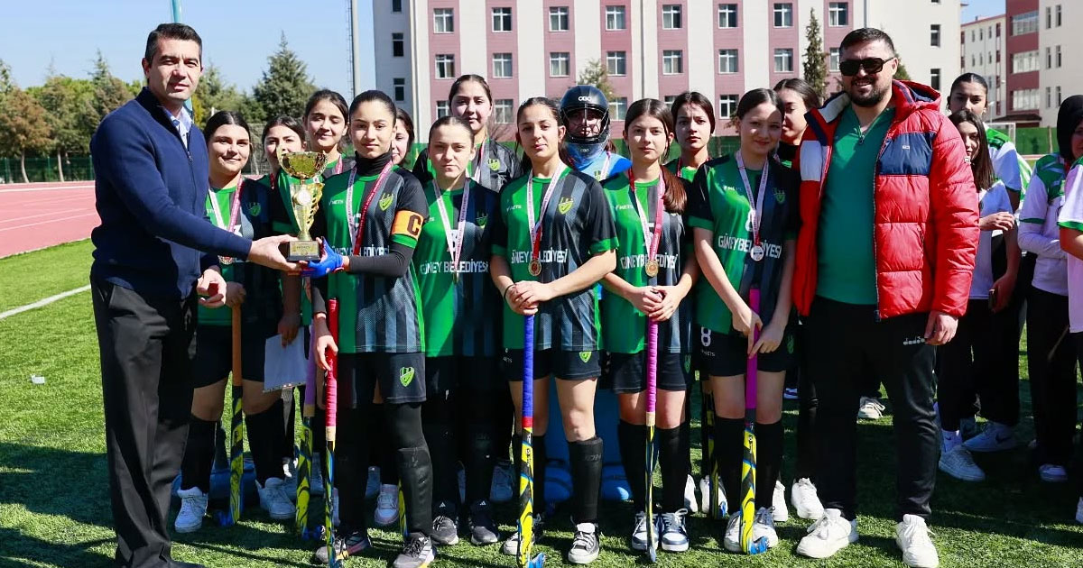 Çim hokeyinde şampiyonlar belli oldu | TurkArama Motoru | Sağlık ve Günlük Yaşam için Pratik Bilgiler